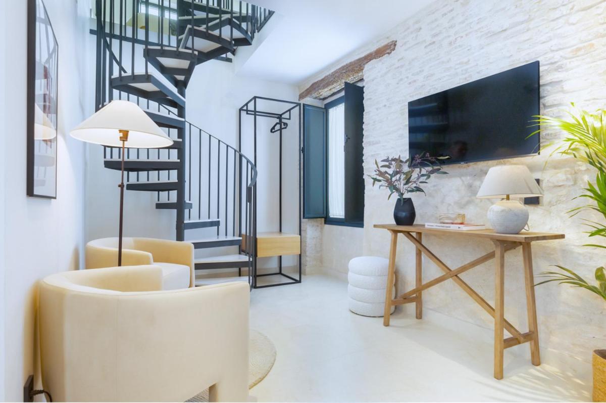 Luxurious Duplex 1bd 1bth Over Casa Pilatos * Séville